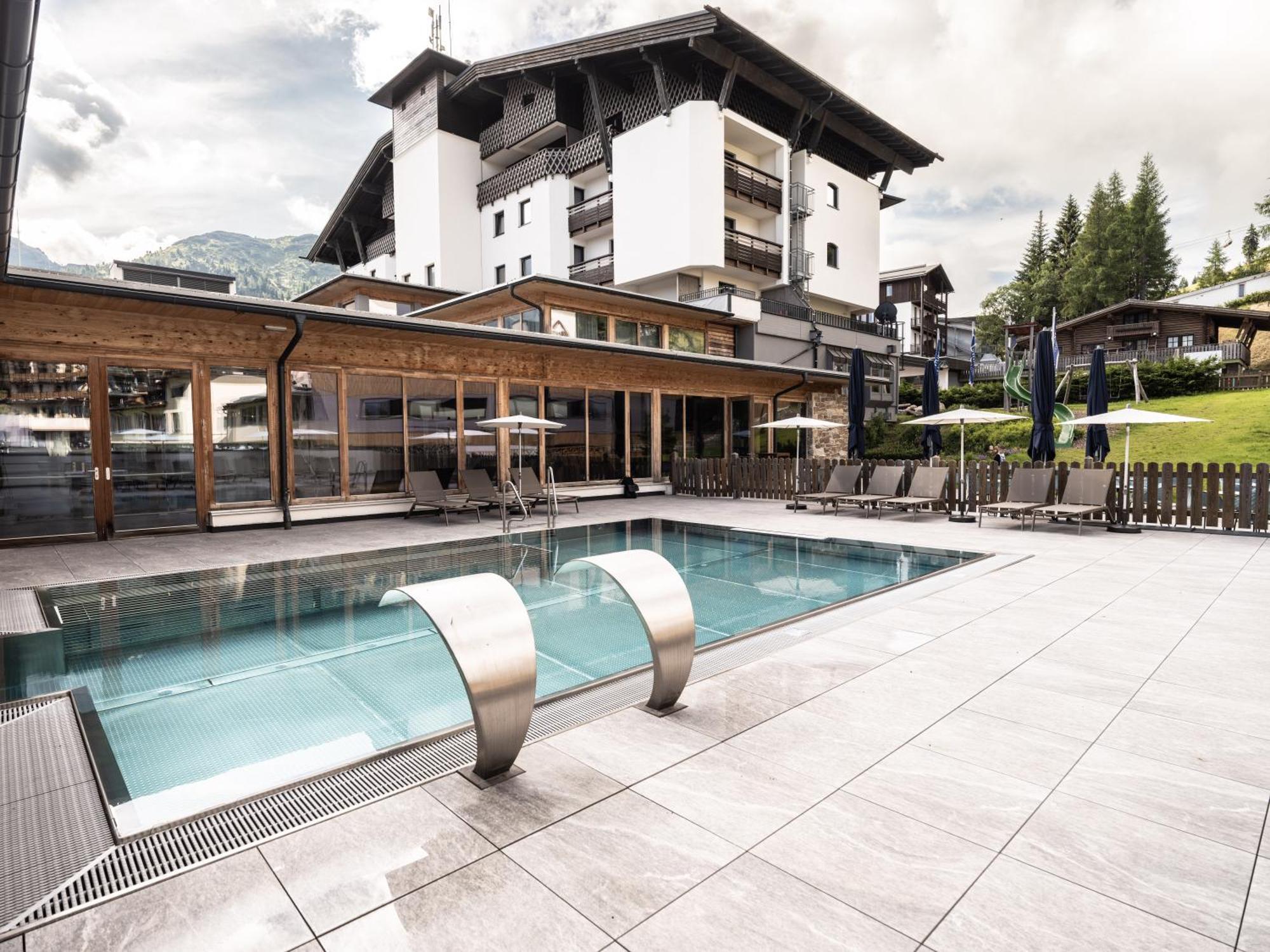 Falkensteiner Family Hotel Sonnenalpe Sonnenalpe Nassfeld Exterior photo